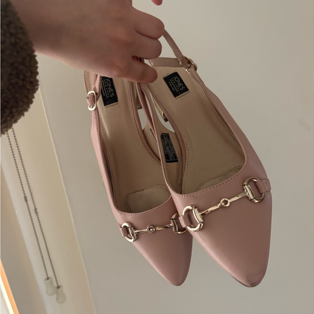 Jones New York Pink Women's flat 7.5